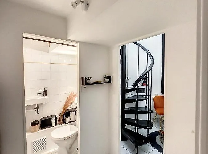 Au Grasl Un شقة *